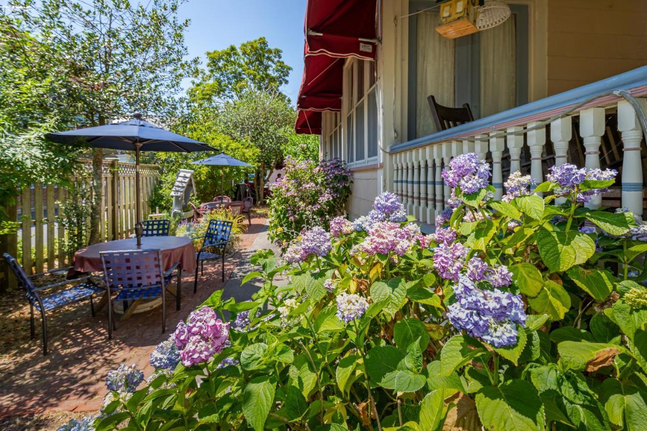 Antoinette'S Apartments & Suites Cape May Exteriör bild