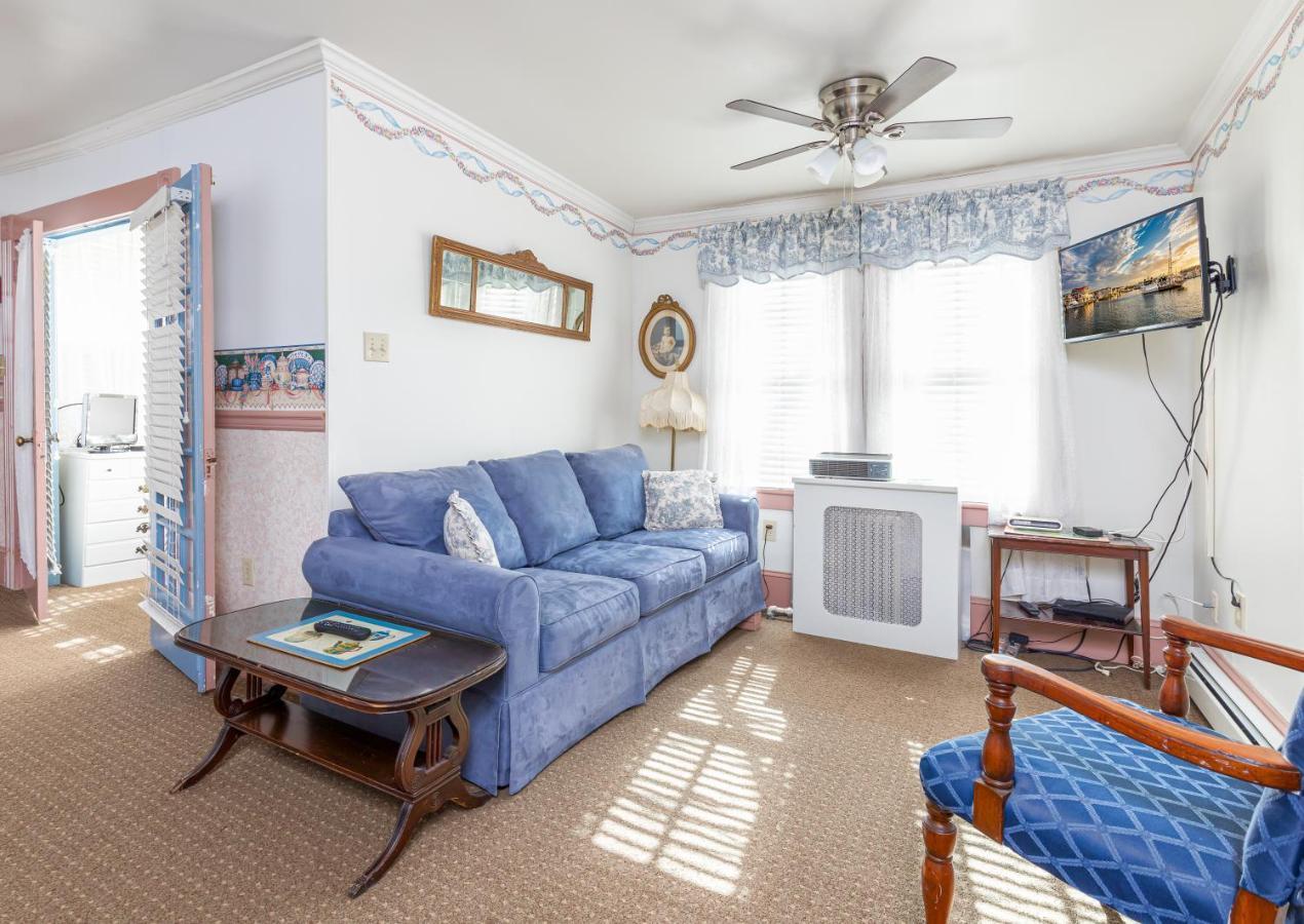 Antoinette'S Apartments & Suites Cape May Exteriör bild