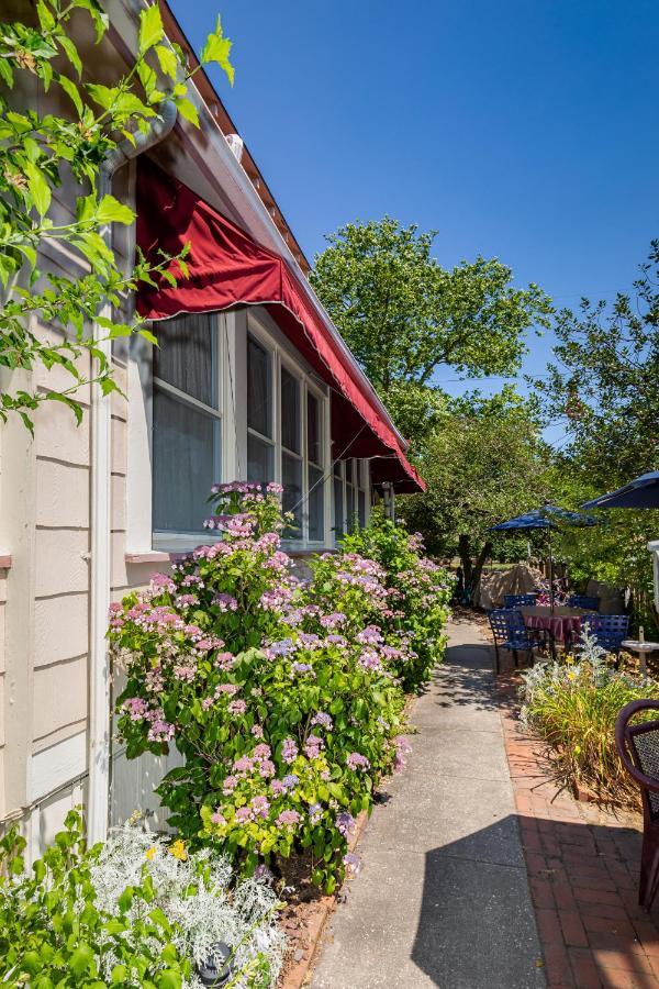 Antoinette'S Apartments & Suites Cape May Exteriör bild